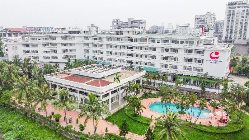 Century Riverside 5