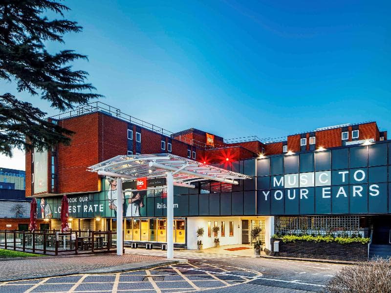 ibis London Heathrow Airport Hotel 5