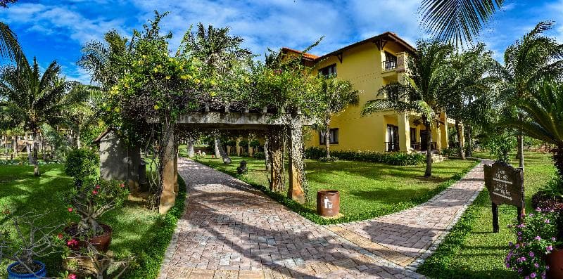 Pandanus Resort 4