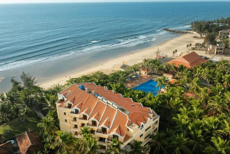 Sea Lion Beach Resort and Spa 4