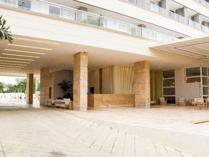 Ciela Hotel & Beach Club 5