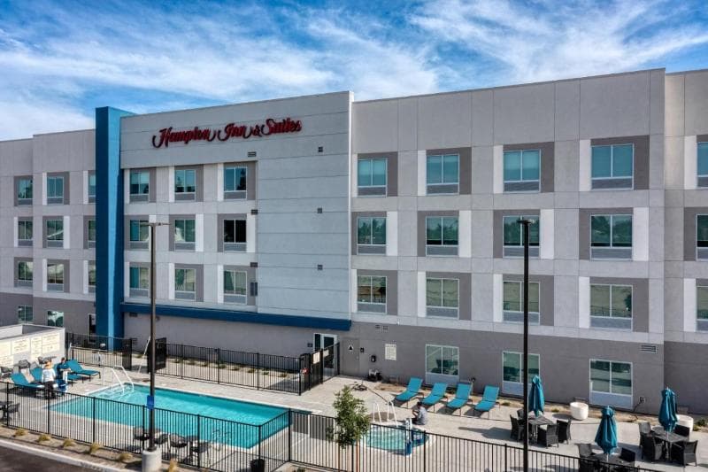 Hampton Inn & Suites Bakersfield Central 2