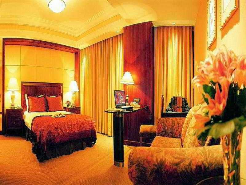 Lakeview Xuanwu Hotel 4