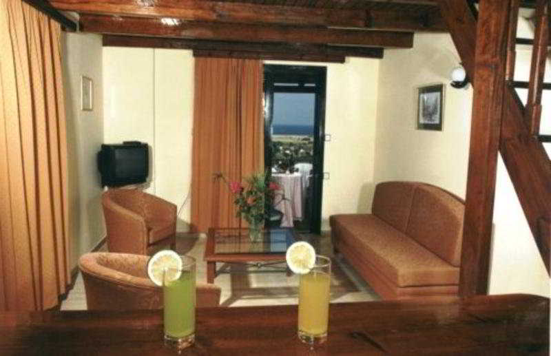 Antilia Apartments 5