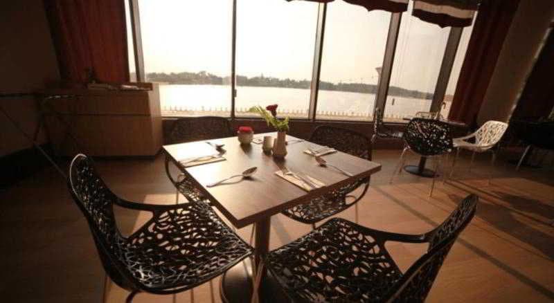 Grand Riverview 2