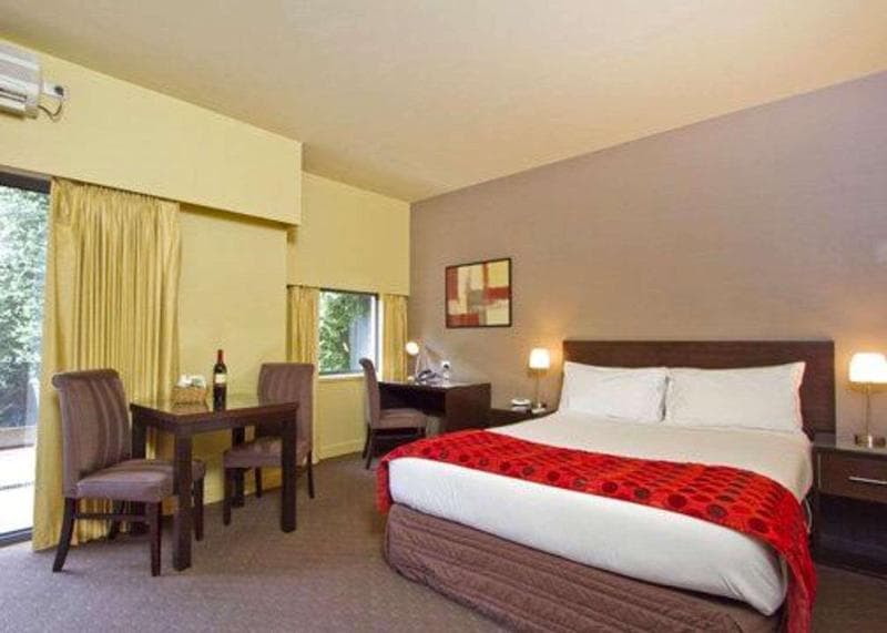 Comfort Inn & Suites City Views 1