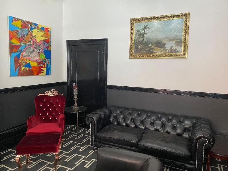 Macquarie Manor Hotel 5