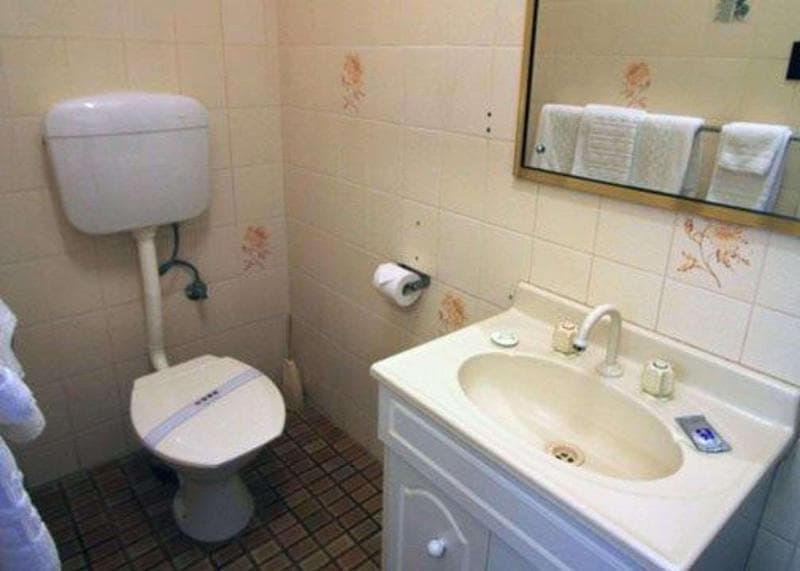 Comfort Inn Crystal 3