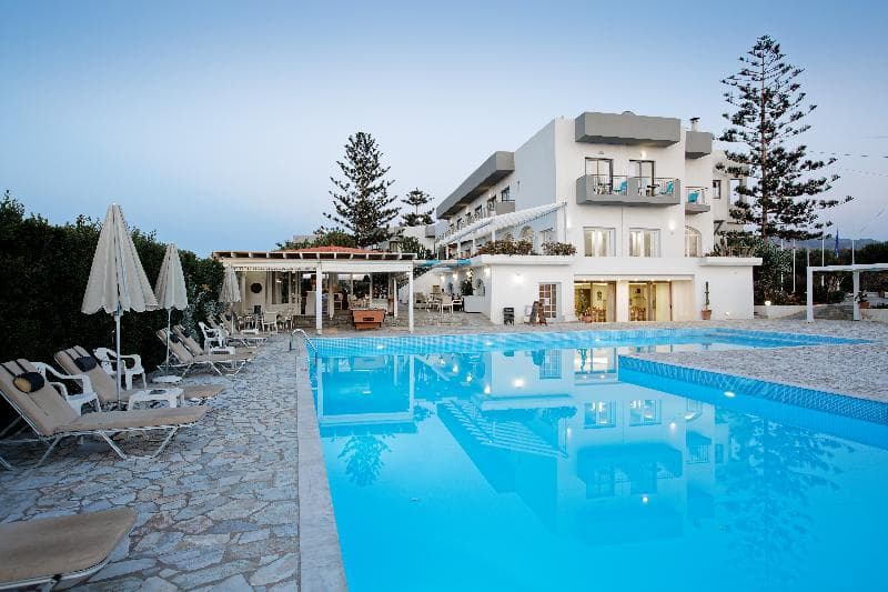 Oasis Beach Hotel Adults Only 2
