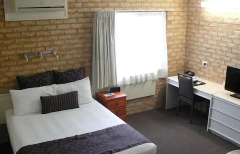 Quality Hotel Robertson Gardens 4