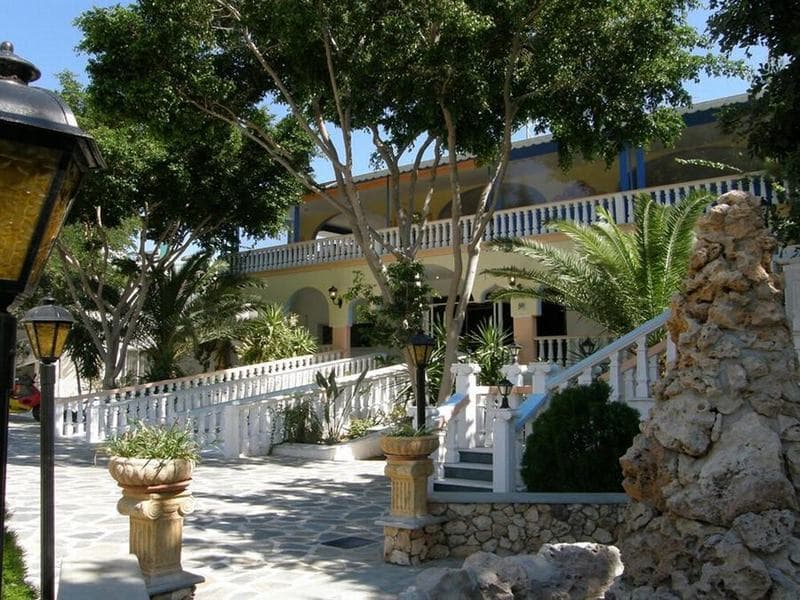 Pefkos Garden main