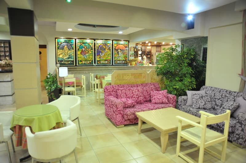 Anseli Hotel 5