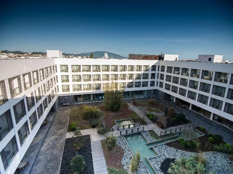 Azoris Royal Garden Leisure and Conference Hotel 4