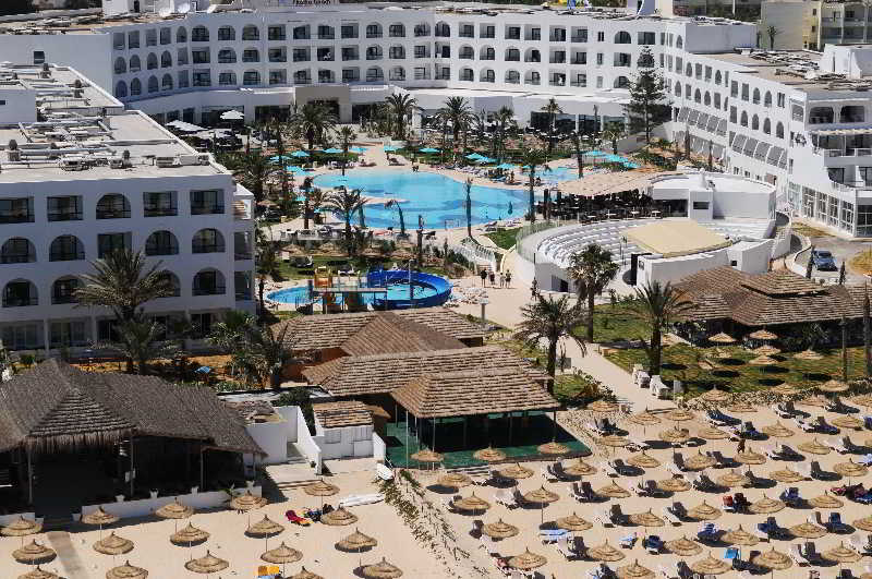 Nozha Beach & Spa 4