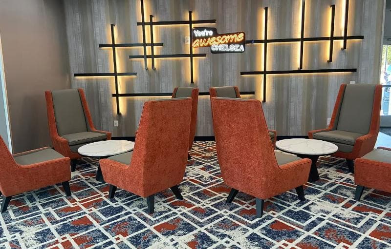 La Quinta Inn and Suites by Wyndham Chelsea 5