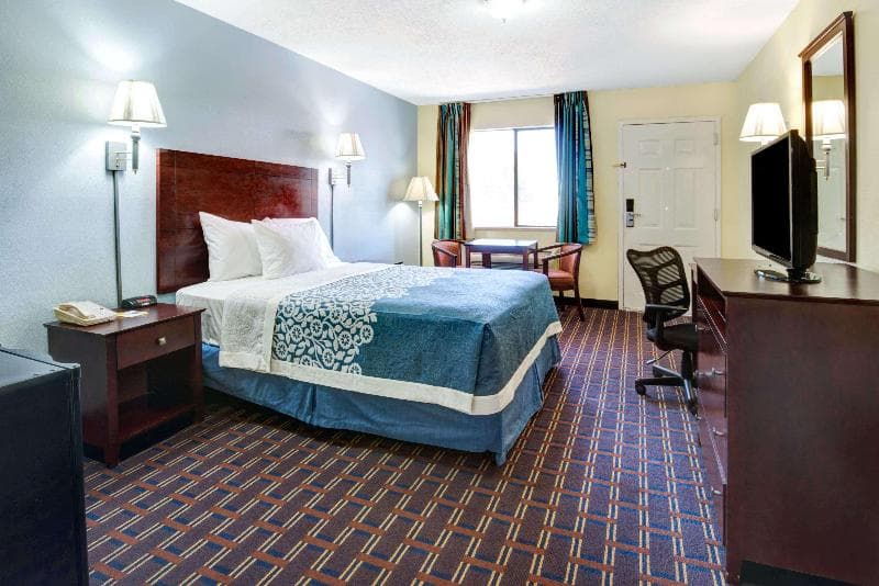 Days Inn by Wyndham Albuquerque West photo 1