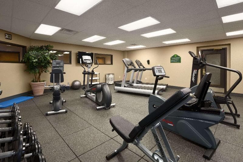 Wingate by Wyndham Little Rock photo 1