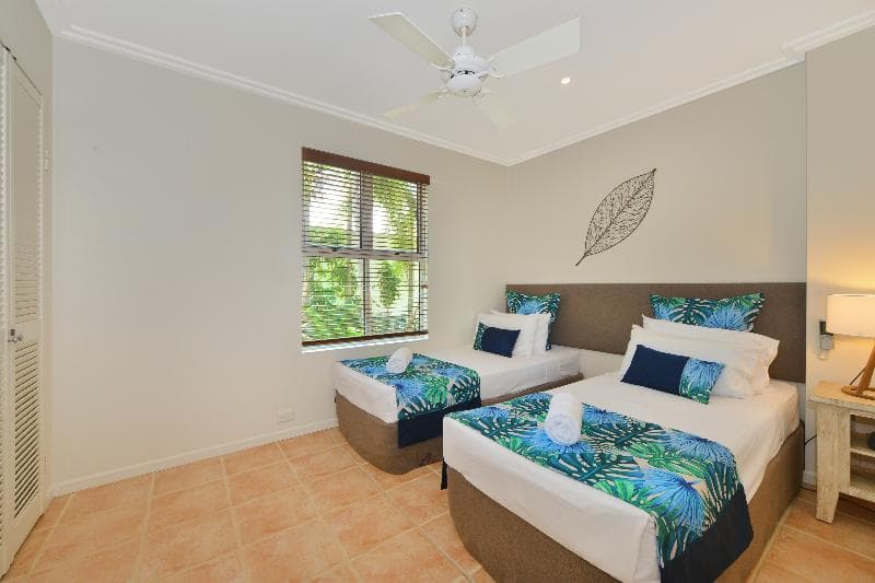 Cayman Villas Port Douglas 5