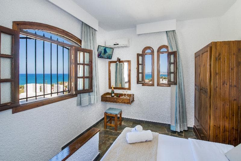 Folia Hotel Apartments main