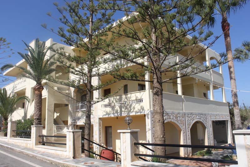 Sunny Suites Apartments main