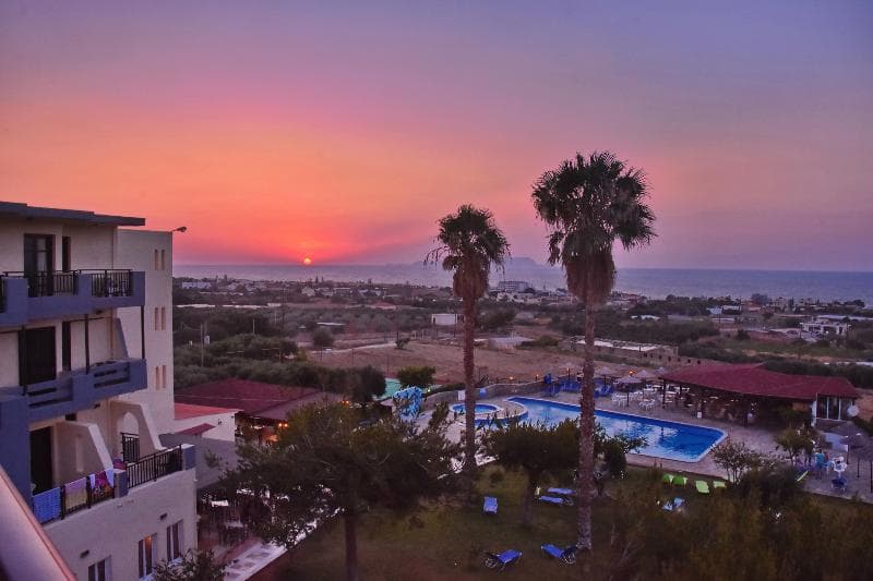Ocean Heights View Hotel 2