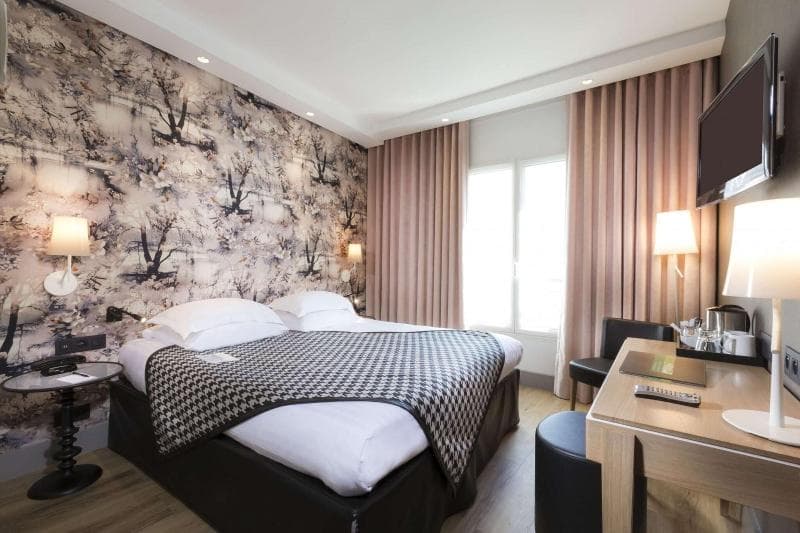 Quality Hotel Acanthe - Boulogne Billancourt 5