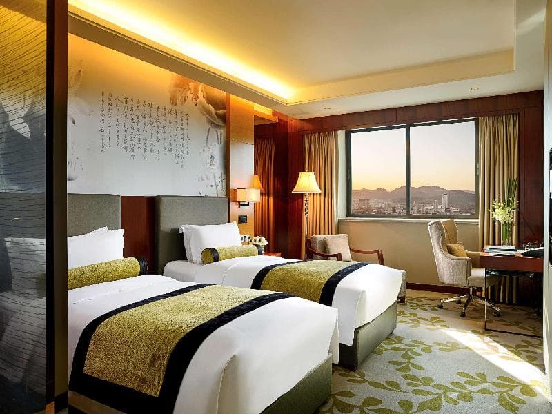 Sofitel Jinan Silver Plaza photo 1