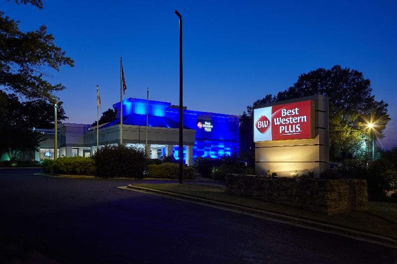 Best Western Plus University Inn 2