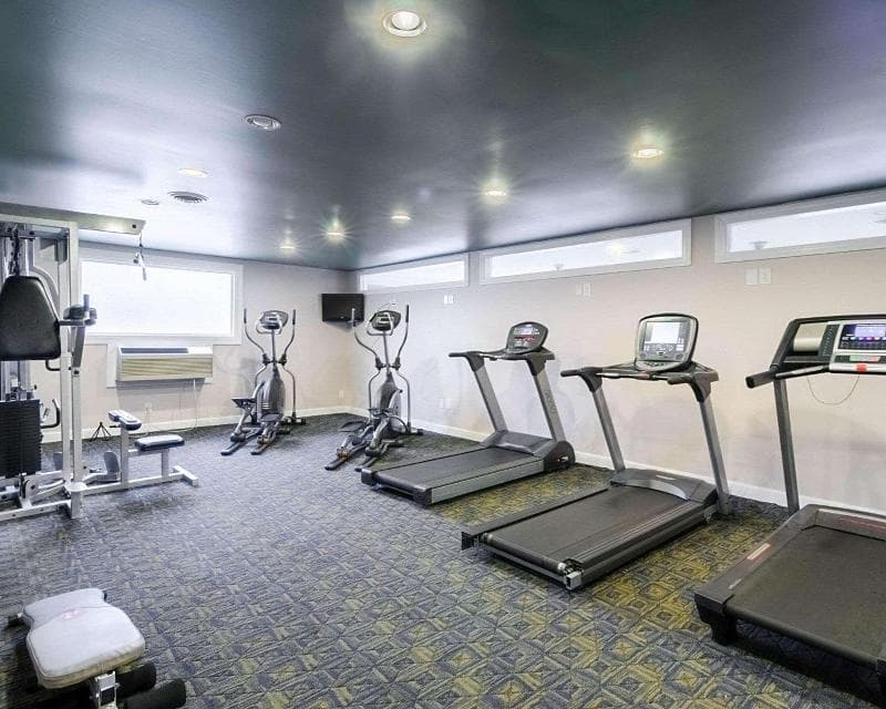 Rodeway Inn & Suites Williamsburg Central photo 1