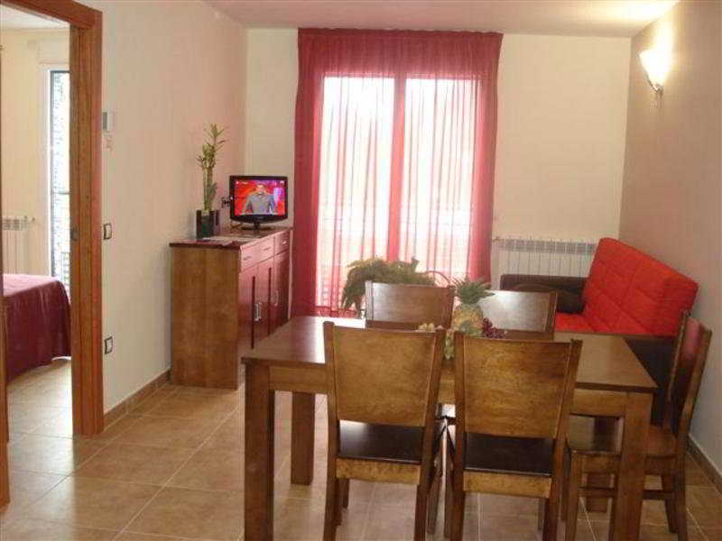 Aparthotel Rialb 5