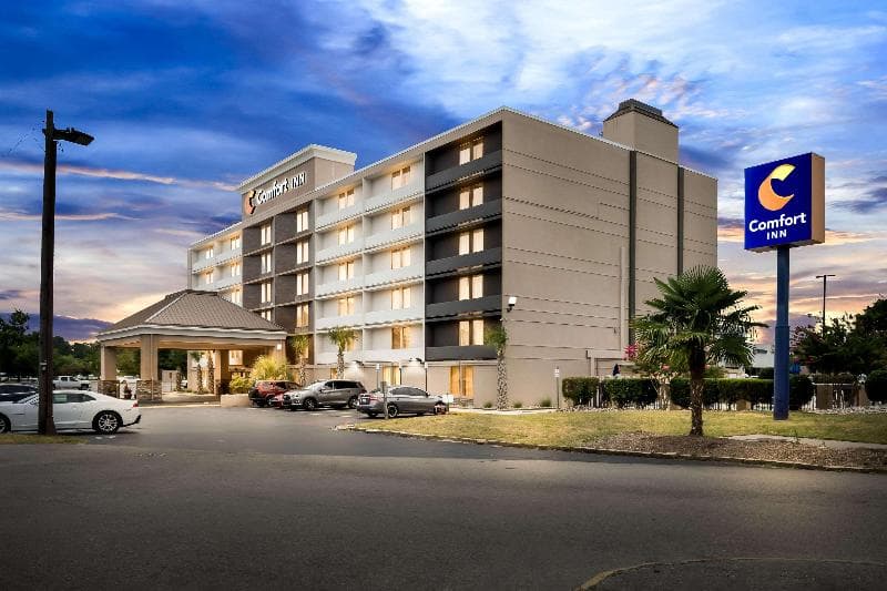 Comfort Inn University photo 1