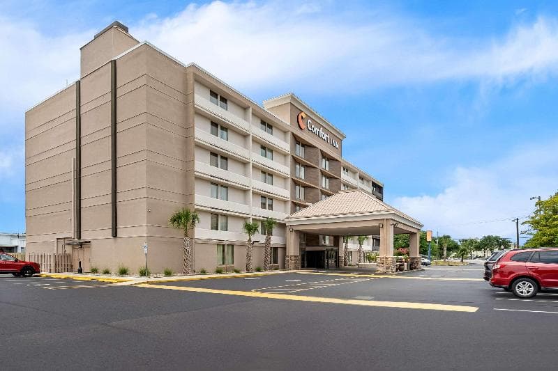 Comfort Inn University 4