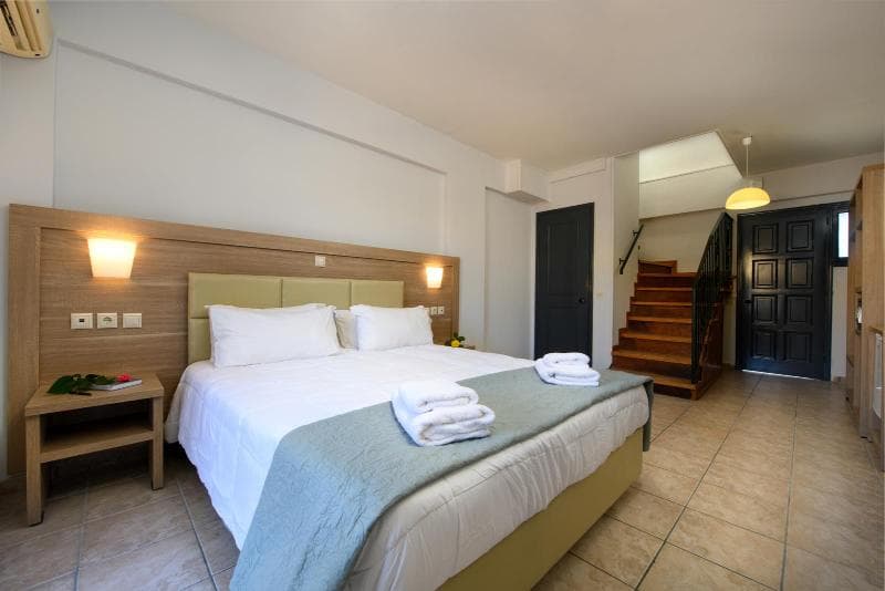 Summertime Apartments 5