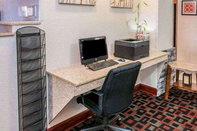 Quality Inn & Suites 1