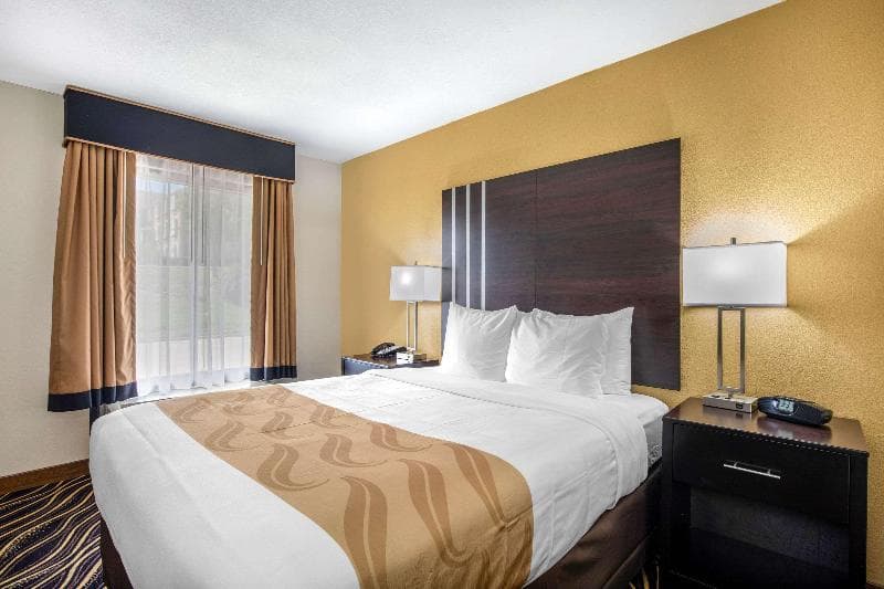 Quality Inn & Suites 3