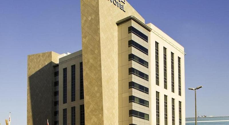 Novotel Dubai Deira City Centre 4