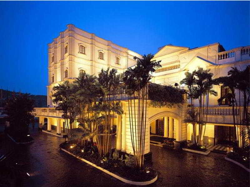 The Oberoi Grand, Kolkata 1