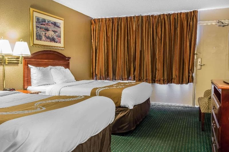 Quality Inn Philadelphia Airport 3