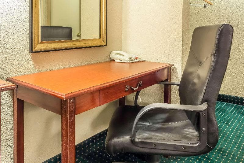 Quality Inn Philadelphia Airport 5
