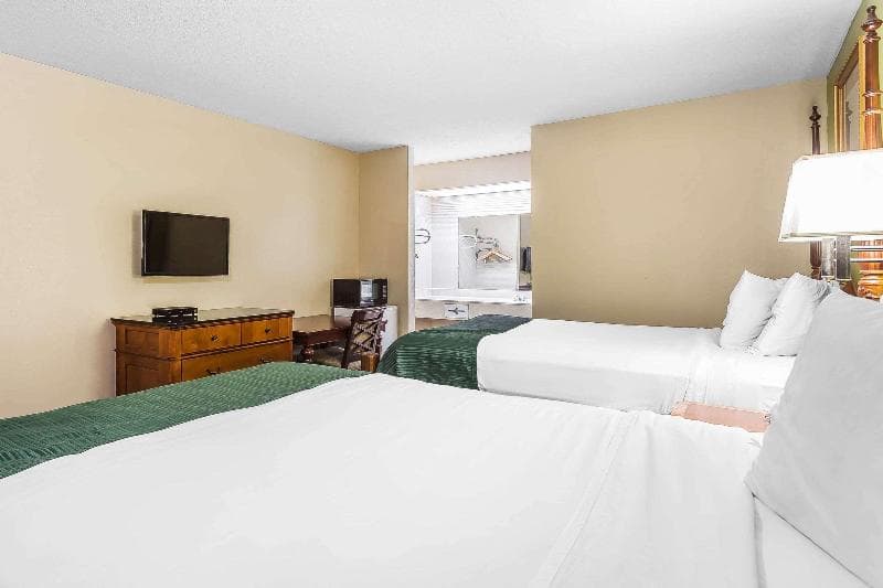 Rodeway Inn Augusta 3