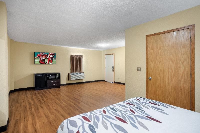Red Roof Inn Des Moines 4
