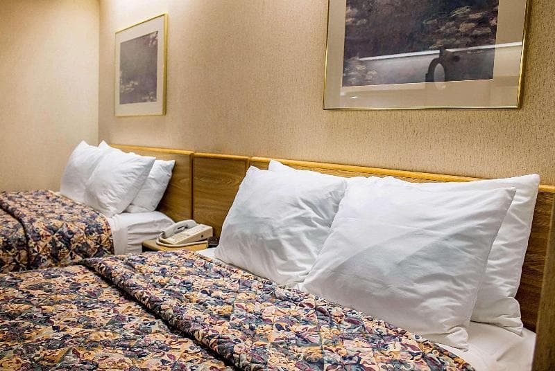 Rodeway Inn 2