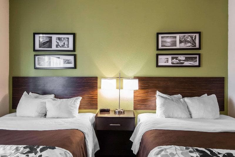 Sleep Inn & Suites 3