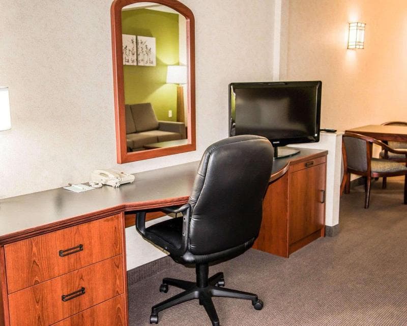 Sleep Inn & Suites 2