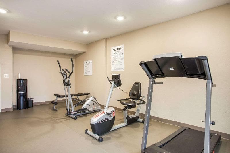 Sleep Inn Kansas City International Airport 5