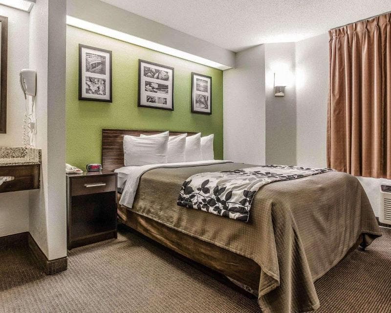 Sleep Inn At Td Convention Center 5