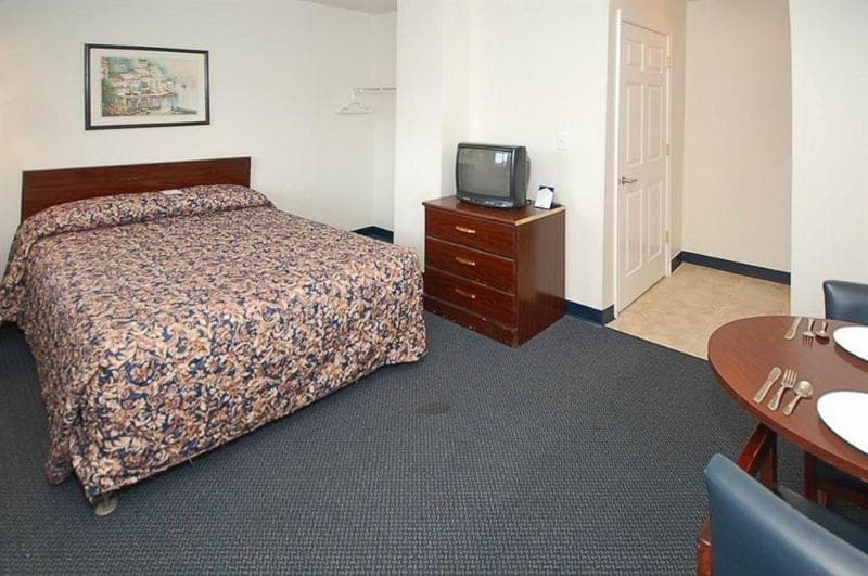 Suburban Extended Stay (Chamblee) 3