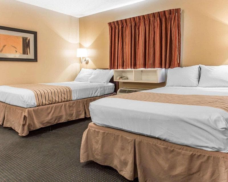 Suburban Extended Stay (Kennesaw) 4