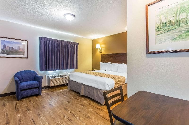 Suburban Extended Stay Hotel photo 1