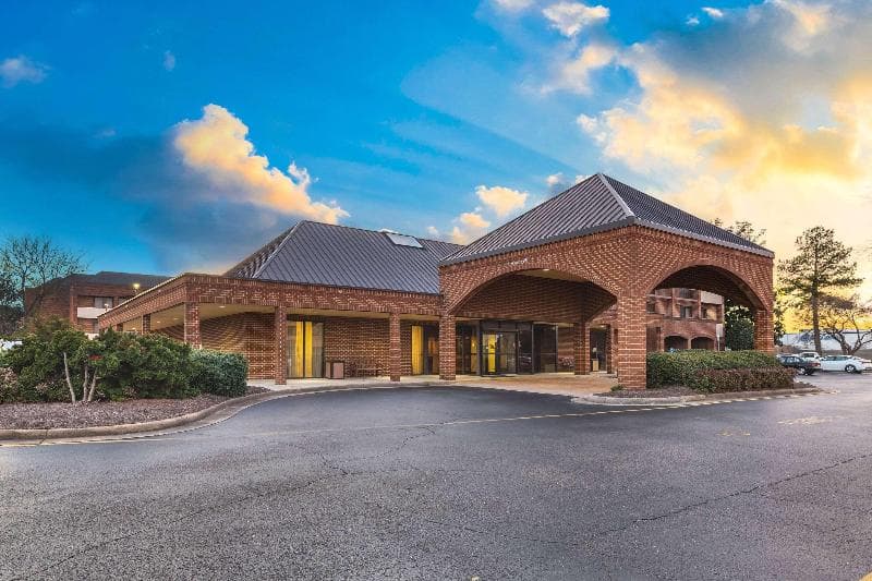 Comfort Suites 5